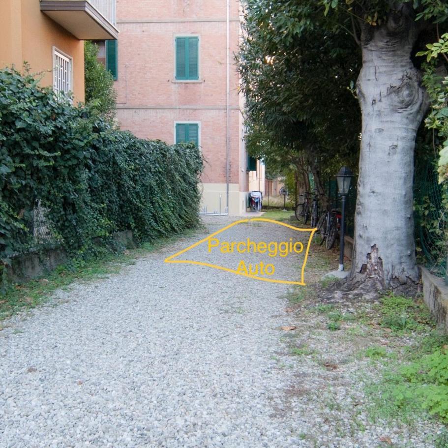 Bolognina Pop - Ambrogiohost Appartement Bologna Buitenkant foto